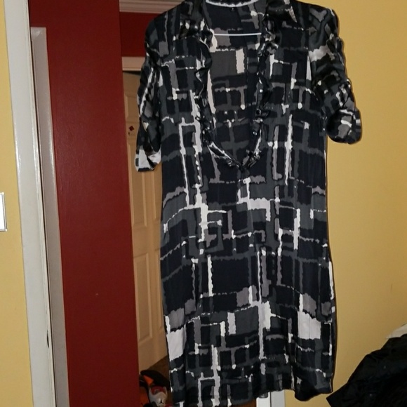 Dress - Picture 3 of 5